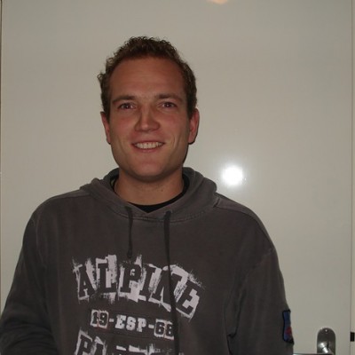 bas hoog