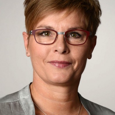 Yvonne Hillebrand