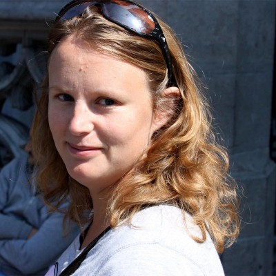 Roxane Kelder